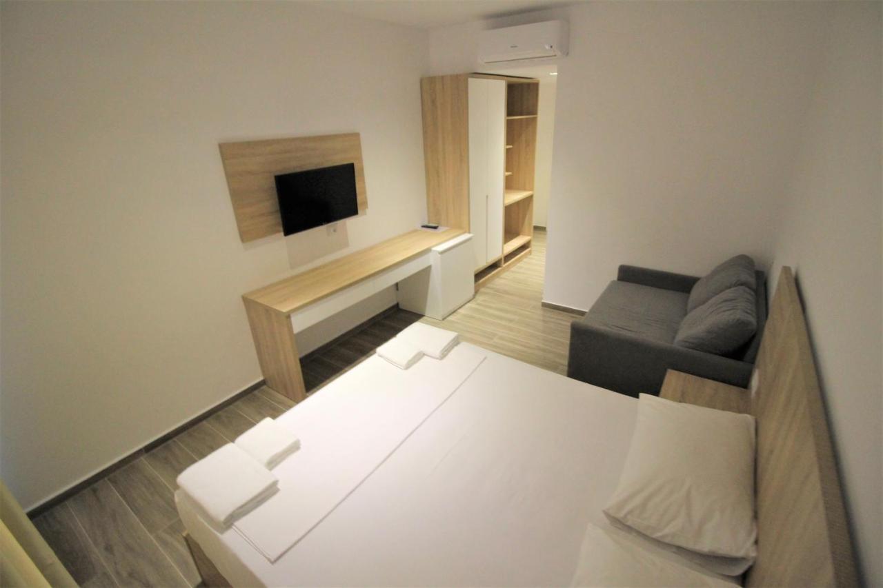 Hotel Ksamili ภายนอก รูปภาพ