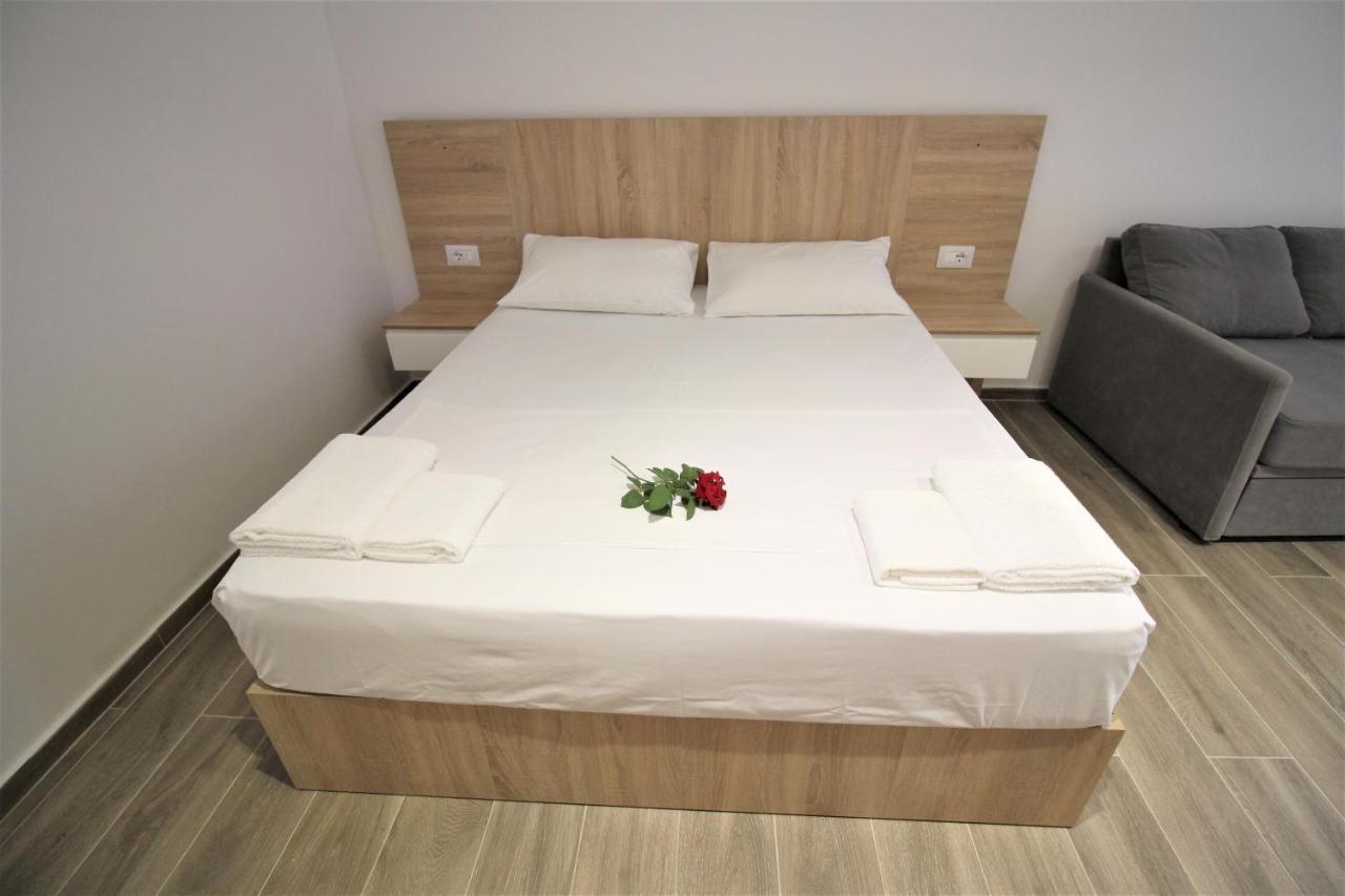 Hotel Ksamili ภายนอก รูปภาพ