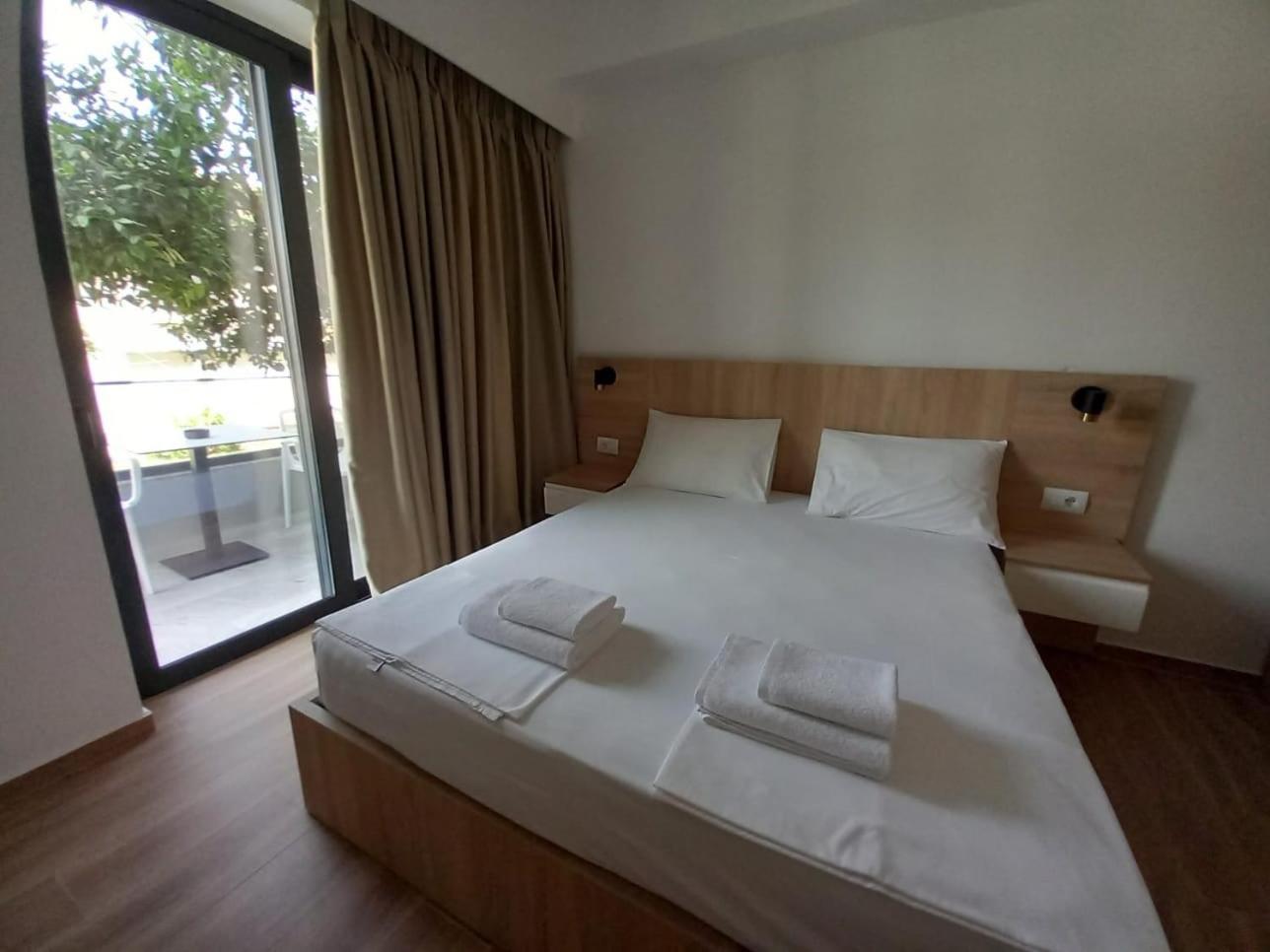 Hotel Ksamili ภายนอก รูปภาพ